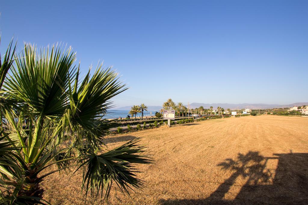 G&E Beach Apartments Полис Экстерьер фото