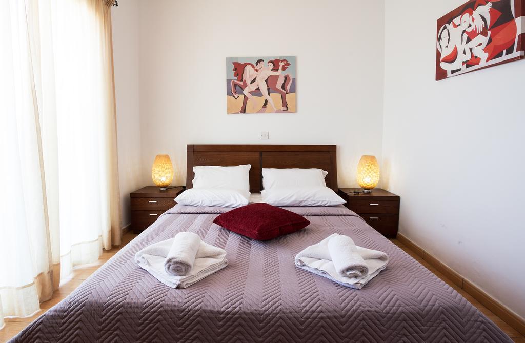 G&E Beach Apartments Полис Экстерьер фото