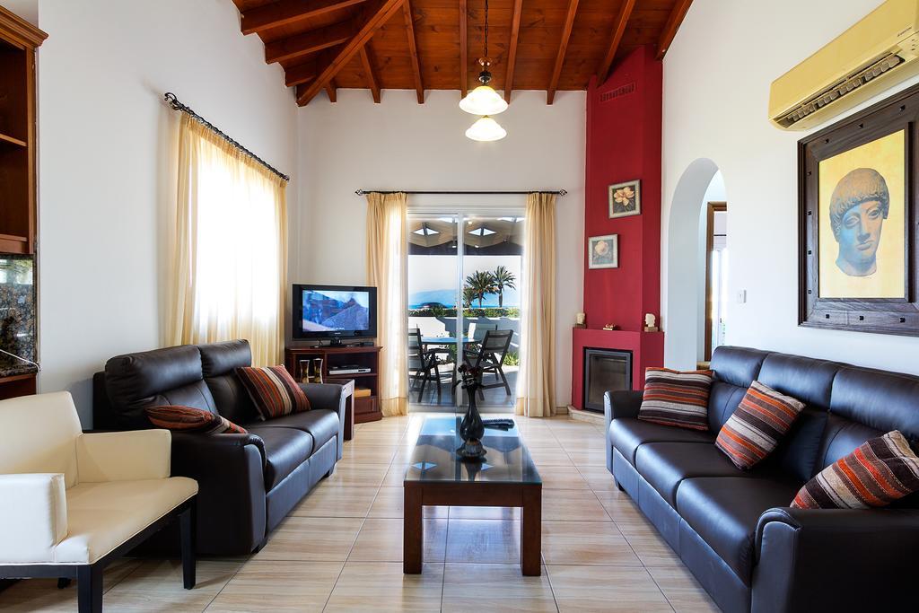 G&E Beach Apartments Полис Экстерьер фото